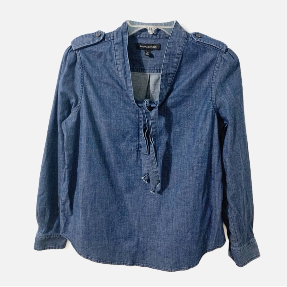 Banana Republic Tie Neck Denim Jean Cuffed Long Sleeve Blouse Medium Wash 🟦